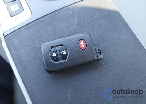 2012 Toyota Prius V Three из США, поврежденный, VIN JTDZN3EU9C3149404